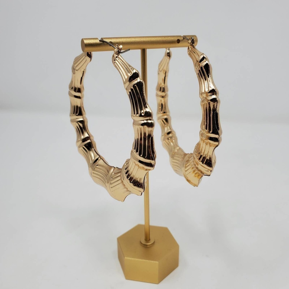 Gold Tone Hoop Textured Round Fashion Earring 90's Inspired Gold Tone